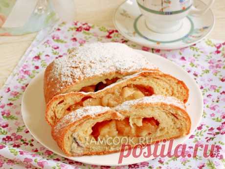 Творожный рулет с яблоками