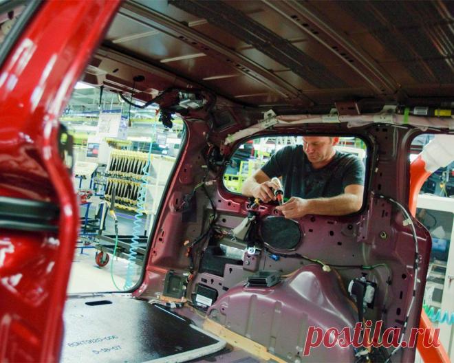 Chrysler отзывает 780 тыс машин из-за неисправного стеклоподъемника