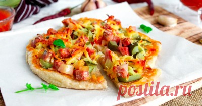 Пицца в микроволновке - 6 рецептов - 1000.menu
