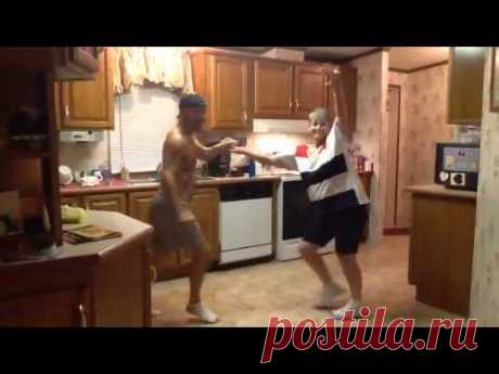 Can't Sleep; Just Dance