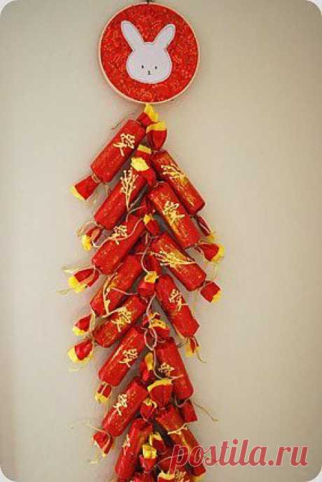 The Silly Pearl {Handmade}: Craft Tutorial: Lunar New Year Firecracker Wall Hanging