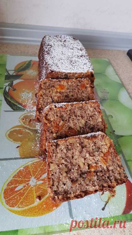 Банановый кекс с орехами и овсяными хлопьями