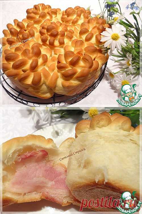 Пирог "Цветы" с беконом и сыром Чечил - кулинарный рецепт