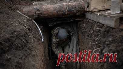 RT опубликовал видео работы операторов БПЛА по прячущимся военным ВСУ в Марьинке. Спецкор RT Александр Пискунов опубликовал видео того, как операторы БПЛА выкуривают солдатов ВСУ из разрушенных домов в Марьинке. Читать далее