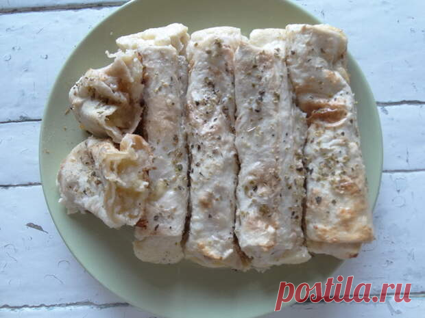 Хрустящие трубочки из лаваша с начинкой из картошки. Быстрая и вкусная закуска на каждый день - Ваши любимые рецепты - медиаплатформа МирТесен Приготовить быструю закуску. Вот порой какая стоит задача перед каждой хозяйкой. Не знаю, как у вас, а у меня «быстро и вкусно» на первом месте, так как нужно каждый день что-то придумывать готовить, что-то такое, что сэкономит мое время и силы, а моих гавриков накормило бы досыта. Я давно не