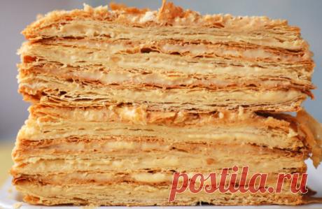 tvonaka С рождеством, или Наполеон моей мечты. Под Новый год у меня возникло непреодолимое желание испечь мухой Наполеон, такой, который всплывает из далёких глубин памяти, когда хочется подумать о чём-то домашнем, тёплом и уютном, что могло случиться с каждым из нас в новогодние праздники детства. Этот Наполеон сделан из инвертного слоеного теста по рецепту Пьера Эрме