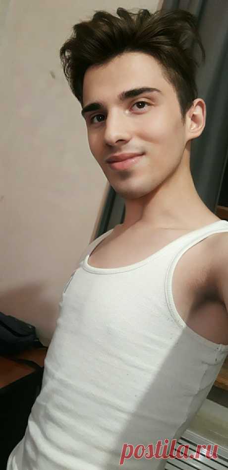 Slava Volk Певец