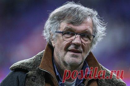 Кустурица рассказал о планах снять фильм в российском городе. Сербский режиссер Эмир Кустурица рассказал о планах снять фильм в одном российском городе. По его словам, съемки новой кинокартины «Инженер легких прогулок» пройдут в Сочи. На экранах будет показана история трубочиста, который любит гулять. Кустурица отметил, что ему хотелось бы также поснимать в Казани.