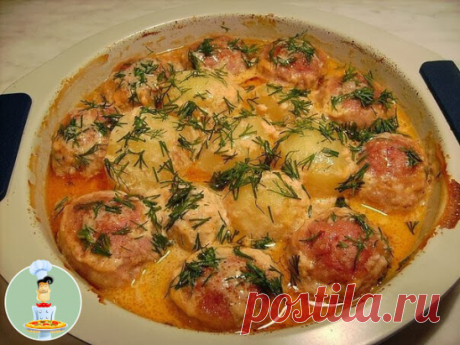 Котлеты с картошкой в соусе.

Ингредиенты:

Фарш мясной - 400 г, 
лук, 
чеснок, 
батон замоченный в молоке, 
соль, 
перец. 

Приготовление: 

Приготовить фарш как на котлеты. Разделить фарш на шарики, каждый шарик обвалять в муке. Уложить с смазанную растительным маслом форму. 
В середину положить картофель. 
Картофель слегка смазать растительным маслом и посыпать специями. 
Запекать при т 220* 15 минут. 
Пока запекается , приготовить соус: 
3 ст.л. сметаны смешать с 1 ст....