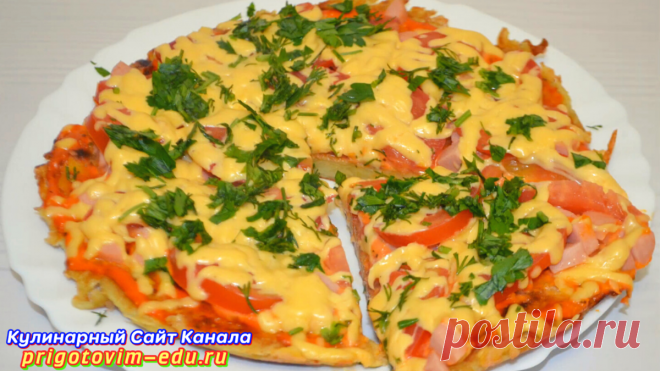 Быстрая пицца на сковороде из картофеля с сосисками и помидорами | Простые пошаговые фото рецепты | Яндекс Дзен
