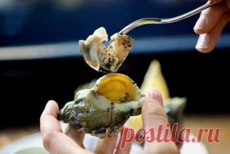 Мясо трубача с соусом из масла с чесноком и петрушкой | Экорыба — интернет-магазин рыбы и морепродуктов