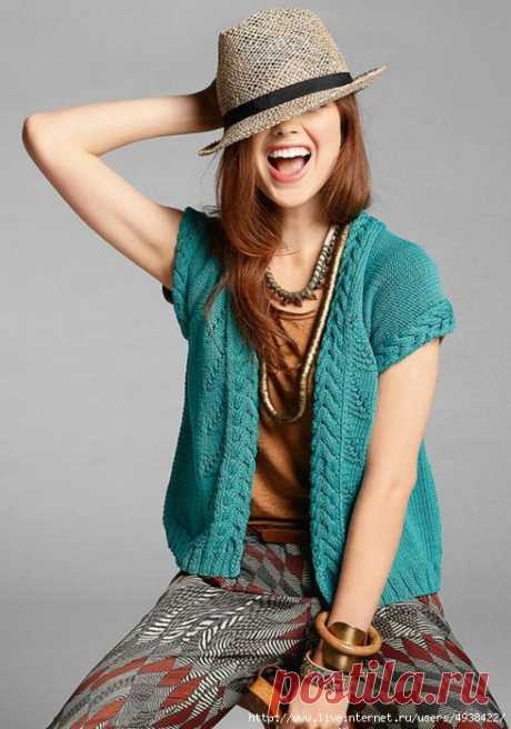 Бирюзовый женский жакет с фантазийным узором спицами. Gilet fantaisie by Phildar Design Team.