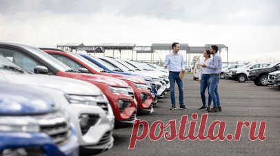 Экономист Капустина назвала рискованной покупку авто напрямую из-за границы. Профессор кафедры экономической безопасности и управления рисками Финансового университета при правительстве России, доцент экономических наук Надежда Капустина рассказала, что покупка автомобиля напрямую из азиатских стран влечёт массу рисков. Один из них — невозможность физического осмотра транспортного средства перед покупкой. Читать далее
