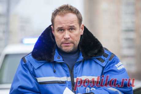 Максим Аверин   /  Scpzo6TuIMNP0E9FnhQXIMKse95.jpg (1200×800)