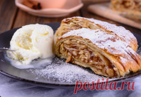 Идеальный яблочный штрудель: тонкое тесто и сочная начинка