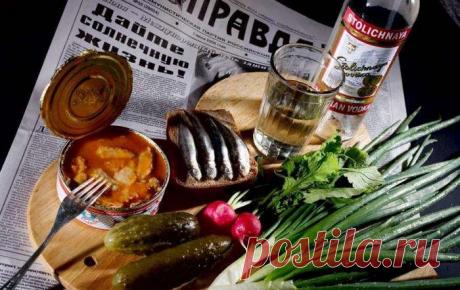 В какой стране больше всего пьют российской водки? | Чёрт побери Германия, Англия и Латвия – в какой из этих стран больше всего пьют российской водки? Правильный ответ: во всех пьют много. Спрос на традиционно русский продукт высок и держится, несмотря на кризис. Граждане из каких государств не прочь опрокинуть стопочку водки из далёкой (или не очень) России?  Немцы в прошлом году купили российской водки на $20,6 млн, перехватив лидерство у англичан, которые годом ранее за...