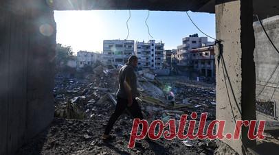 Уроженка Белоруссии рассказала о жизни в Газе на фоне блокады анклава. 46-летняя уроженка Белоруссии Евгения рассказала RT, как живёт с семьёй в секторе Газа после того, как власти Израиля отдали приказ о полной блокаде анклава. Читать далее