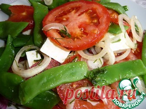 Салат из стручковой фасоли, помидоров и сыра - кулинарный рецепт