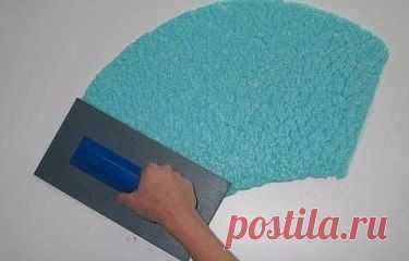 "ЖИДКИЕ ОБОИ" СВОИМИ РУКАМИ


Берем 40л. бумаги, 
Всё - в ведро, и заливаем 1,25 л воды  Оставляем кваситься  на час 
Все перемалываем насадкой и дрелью.
Добавляем коллер, 2 крышечки (можно и не зеленый)
Добавляем 40 ложечек гипса.
Чем выше марка гипса, тем быстрее схватываются обои.
Клей ПВА. 2 пузыречка по 100 мл.
Все перемеш - и получается масса, вроде шпатлёвки.
Шпатель лучше использовать железный, у меня 20 см, . Наносим.
Сохнет сутки.   Добавляем блестки для красоты.