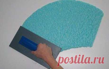 &quot;ЖИДКИЕ ОБОИ&quot; СВОИМИ РУКАМИ


Берем 40л. бумаги, 
Всё - в ведро, и заливаем 1,25 л воды  Оставляем кваситься  на час 
Все перемалываем насадкой и дрелью.
Добавляем коллер, 2 крышечки (можно и не зеленый)
Добавляем 40 ложечек гипса.
Чем выше марка гипса, тем быстрее схватываются обои.
Клей ПВА. 2 пузыречка по 100 мл.
Все перемеш - и получается масса, вроде шпатлёвки.
Шпатель лучше использовать железный, у меня 20 см, . Наносим.
Сохнет сутки.   Добавляем блестки для красоты.