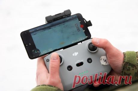 ВС РФ ведут ковровые бомбардировки позиций ВСУ с дронов «Инферно». Аппарат может эффективно бомбить легкобронированную технику.