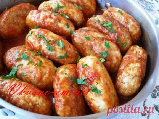 Гречневые котлеты с курицей рецепт на сковороде Дорогие друзья! Сегодня предлагаю вам любимое мясное блюдо моей доченьки – Гречневые котлеты с курицей. Обычно я делаю фарш из индюшиного филе, но очень вкусно и с куриным. Котлетки получаются сочными и очень вкусными. Попробуйте!
