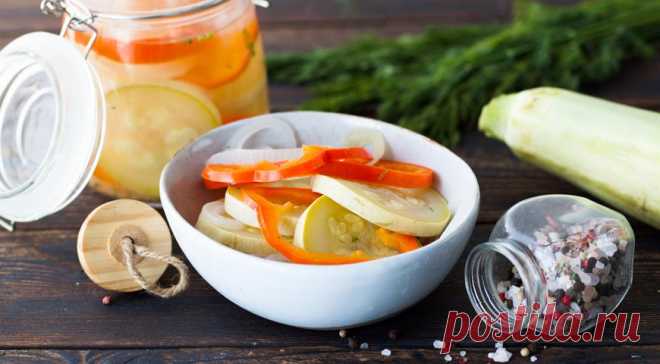 Маринованные кабачки (3 рецепта)