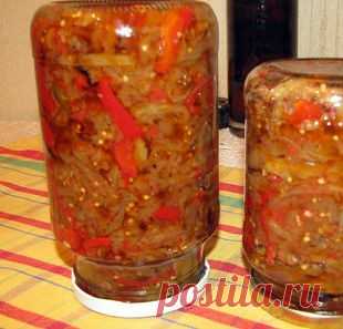 Чесночная закуска, рецепты на зиму На днях решили открыть на обед баночку с какой-нибудь домашней консервированной закуской. Покопавшись в закромах обнаружил, заставленные остальными, несколько баночек с такими чесночными закусками, которые и к праздничному столу не грех подать.      За прошлую зиму мы так...