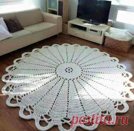 (1) Facebook
