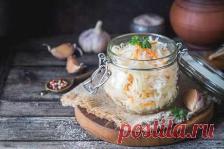 От сала до семечек: 5 суперфудов русской кухни, о пользе которых вы знали не все Пусть наше ежедневное меню далеко ушло от пиров Рюриков и даже кулинарных советов Похлебкина, но глобализация еще не изменила полностью содержимое холодильников и праздничное меню россиян.
Мы...