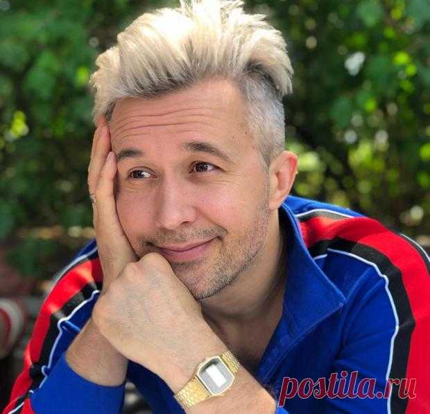 Сергей Бабкин гордится сыном: певец посвятил Артуру трогательные слова в день рождения