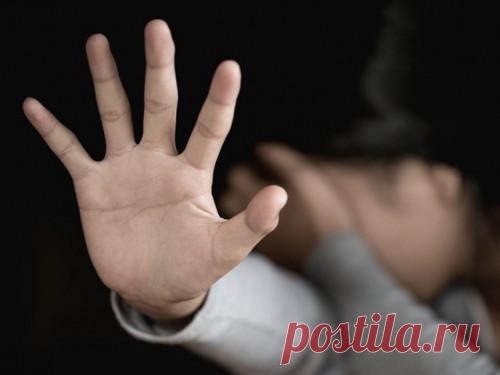 Эмоциональный взрыв: как сохранить энергетику и удачу в тяжелой жизненной ситуации Трудности бывают у каждого из нас. Время от времени нам приходится встречаться с такими проблемами, которые полностью нас дезориентируют и заставляют нервничать, паниковать, терять энергетику и веру в себя. Эксперты рассказали, что нужно делать в такие периоды.