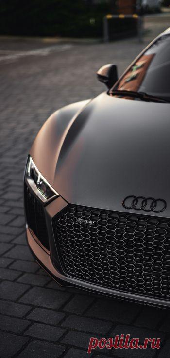 Ауди вам на стену