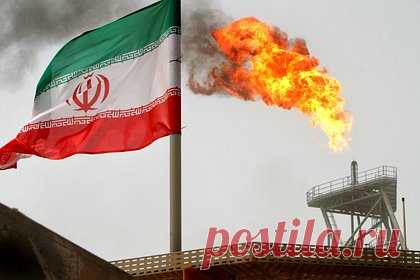 Иран повысил цены на нефть для Китая. Иран установил высокие цены на нефть для покупателей из Китая, что стало помехой для торговли двух стран. Об этом сообщает Reuters со ссылкой на торговые источники и собеседников на нефтеперерабатывающих заводах. По их словам, из-за ограниченности выбора и жесткости иранской возможности для переговоров о цене сложны.