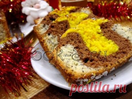 Разноцветный новогодний кекс