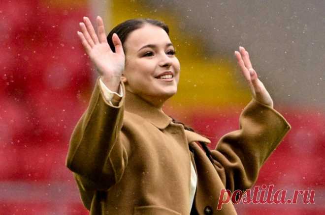 Аксель Щербаковой. Спортсменка намекнула, что может вернуться на лед. После триумфа на Олимпийских играх 2022 года в Пекине российская фигуристка Анна Щербакова исчезла с радаров. В сезоне 2022/23 она появилась лишь на одном турнире. Однако есть вероятность, что Щербакова скоро снова выйдет на лёд.