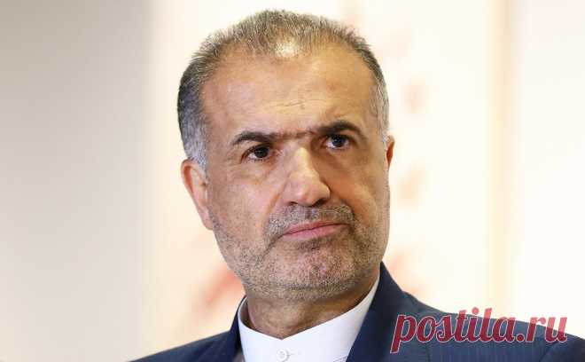 Посол заявил, что не знает о версии теракта на вертолете президента Ирана. Разбирательство в связи с крушением вертолета еще идет, пока нет установленной версии, заявил Джалали. Иранский посол в Минске чуть ранее сообщил, что причиной аварии машины могли быть плохие погодные условия