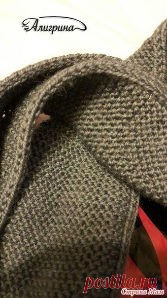 КАК СДЕЛАТЬ КРОМКУ ШАРФА ДВУСТОРОННЕЙ, ПЛОТНОЙ И КРАСИВОЙ
Это очень коротенький, но очень полезный урок. 

Я показываю Вам этот мой снуд с той целью, чтобы Вы обратили внимание на то, как связаны здесь кромки. 

Ведь шарф или снуд, а может быть платок, или палантин - это изделия, у которых видна и лицевая и изнаночная стороны. Очень важно, чтобы обе эти стороны выглядели достойно. Есть очень простой прием, который позволит Вам сделать такую же красивую кромку на подобных и...