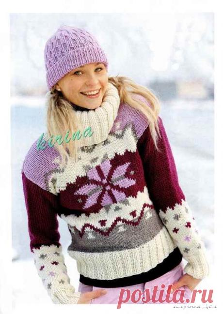 Свитер с большим воротником и розовая шапка
