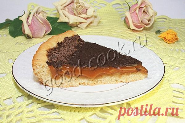 Песочный пирог с ирисками и шоколадом. Рецепт приготовления