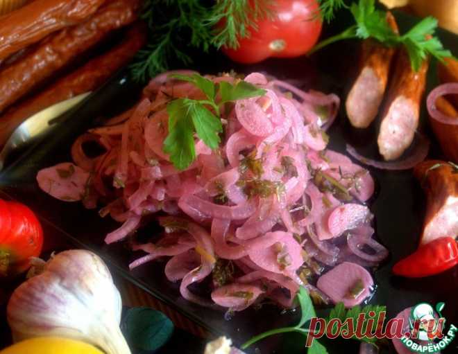 Маринованный лук к мясу – кулинарный рецепт