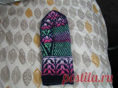 Ravelry: Project Gallery for Orchids pattern by Natalia Moreva