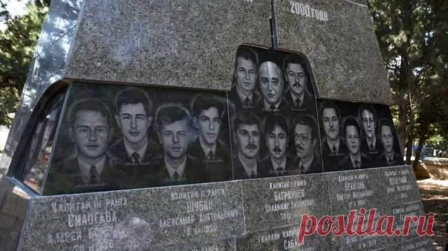В Севастополе почтили память погибшего экипажа подлодки "Курск"