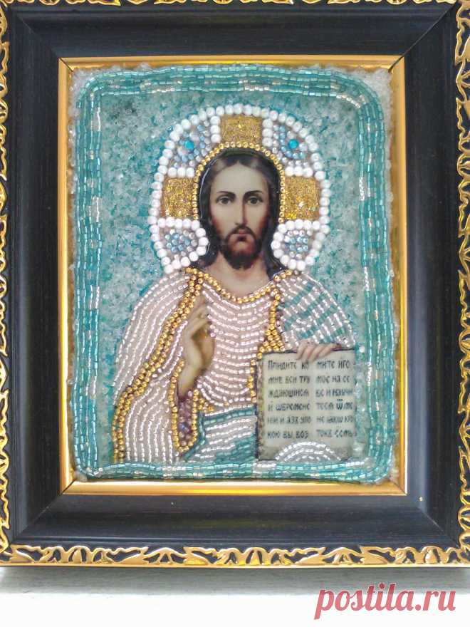 EL SEÑOR DE LOS EJERCITOS
Imagen decorada en chaquiras y cristales