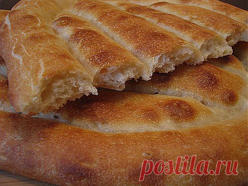 Матнакаш (армянский хлеб).