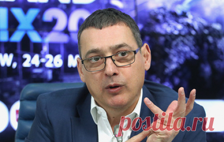 Мамедов: вся команда российских фехтовальщиков получит премии за Олимпиаду. По словам главного тренера сборной России по фехтованию, премируют не только медалистов, но всех членов сборной