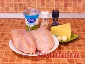 Куриная грудка под сметанно-чесночным соусом