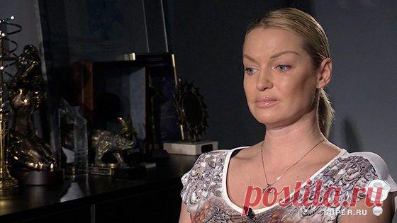 Анастасия Волочкова: "Я не изгой! Я люблю Россию. Люди, за что?! / Шоубиз