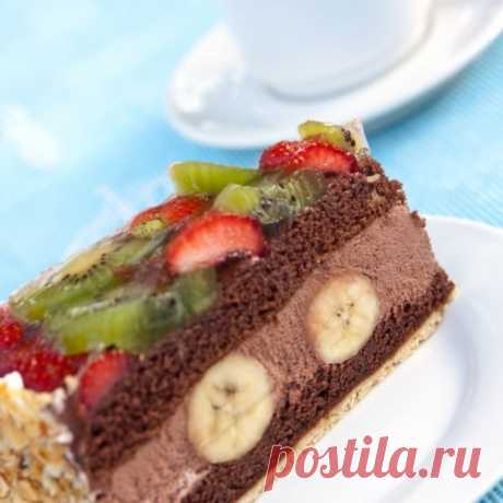 Новый год: быстрый рецепт бананового торта