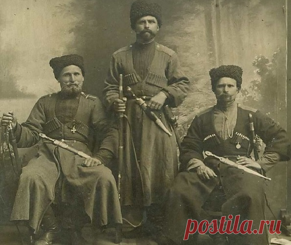 Откуда на самом деле появились кубанские казаки В 1775 году вольные казаки Запорожской Сечи приняли решение подчиниться Российской империи. Так появилось Кубанское казачество, которое и сегодня остается верной данной в конце XVIII века присяге.